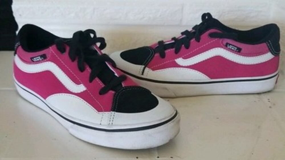 Vans Black White Magenta Skate Shoes Pink Trujillo youth size 6 EUC boys girls